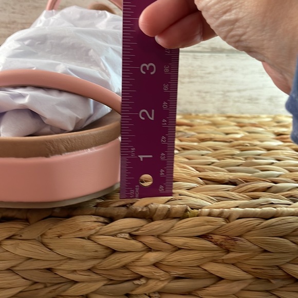 Chinese Laundry Skippy sandal in Pink color size 9.5. - Picture 9 of 13